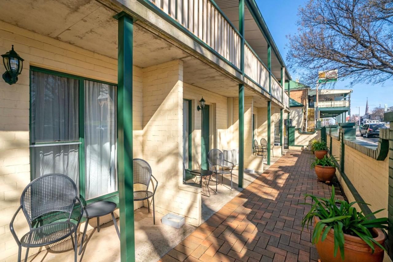 Town Square Motel Orange Extérieur photo