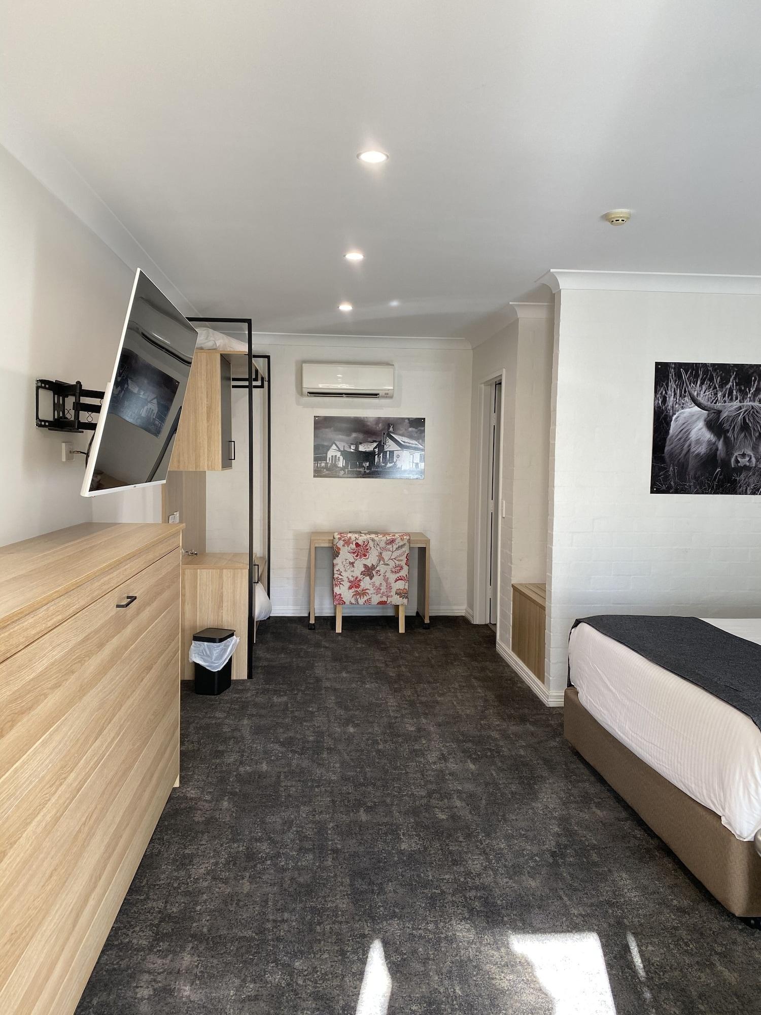 Town Square Motel Orange Extérieur photo