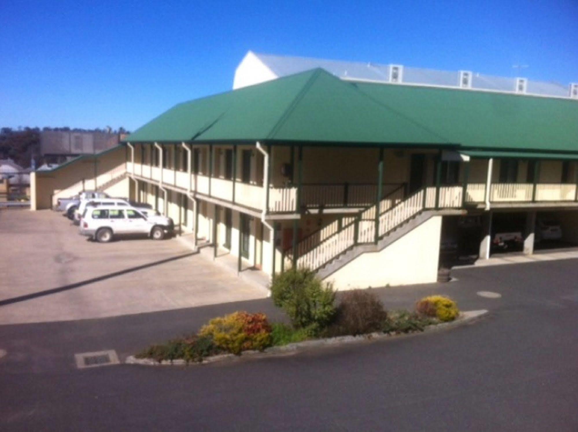 Town Square Motel Orange Extérieur photo