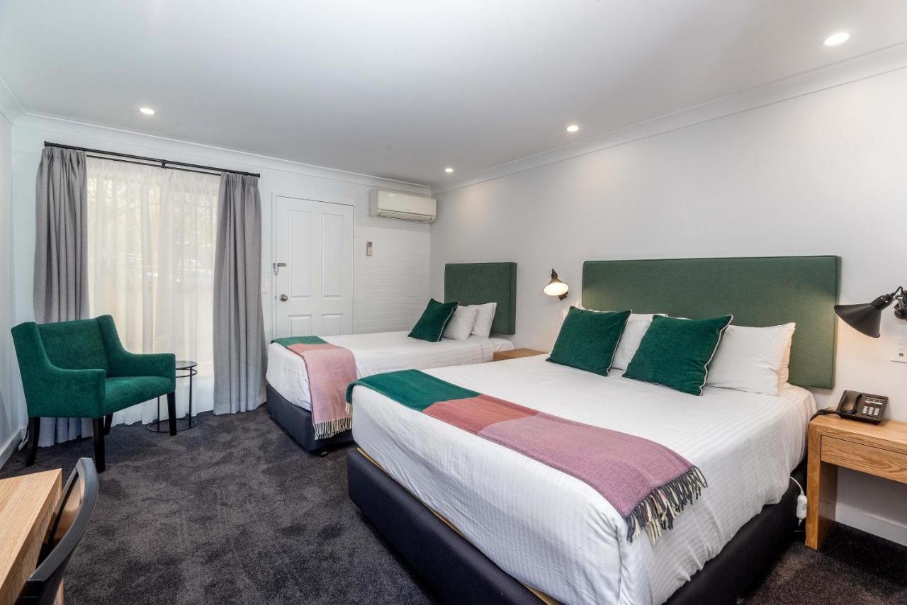Town Square Motel Orange Extérieur photo