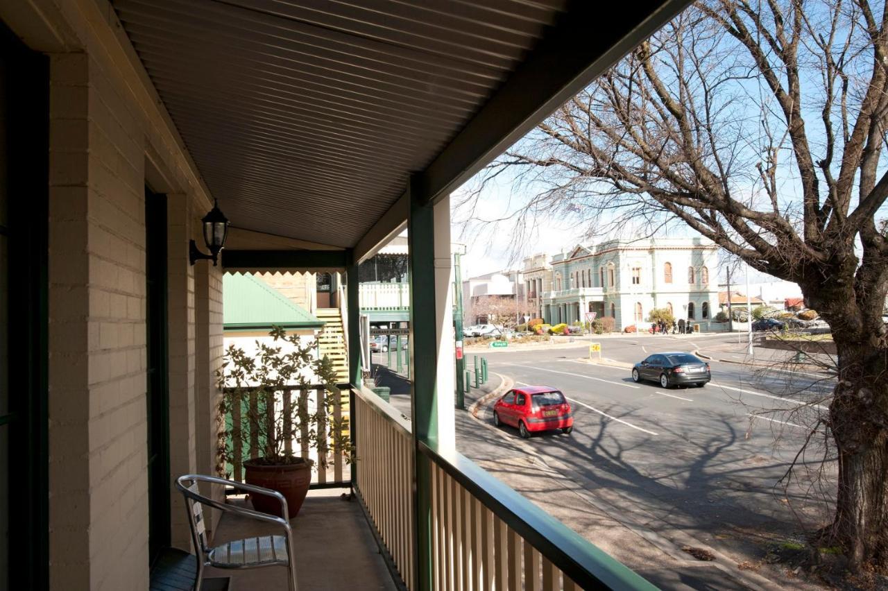 Town Square Motel Orange Extérieur photo
